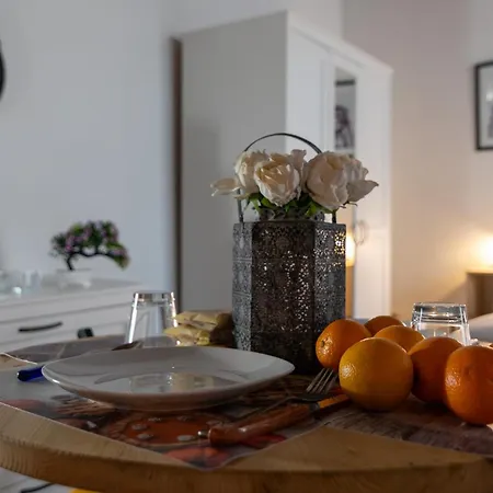 Apartament Monteleone's Palermo